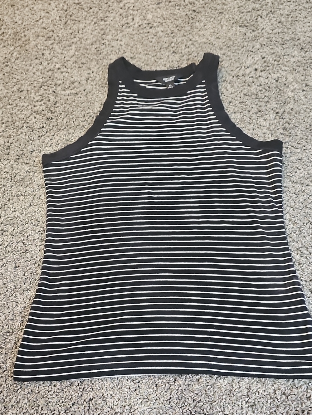 EUC Simply Vera Vera Wang Essential Tank Top Petite XL